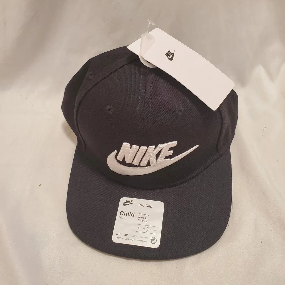 Nike True Black Snapback Flat Brim Pro Cap Baseball Hat Child 4-7 NWT 2560-023